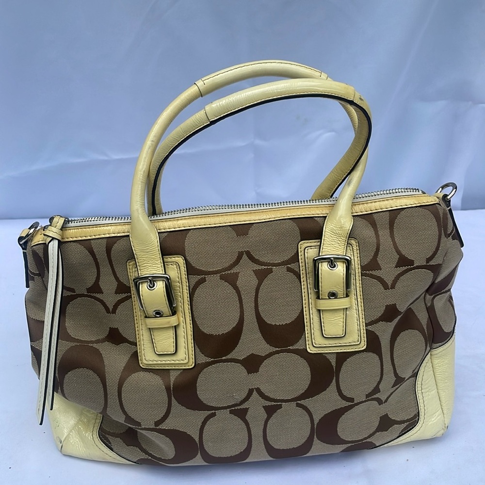 Coach khaki purse